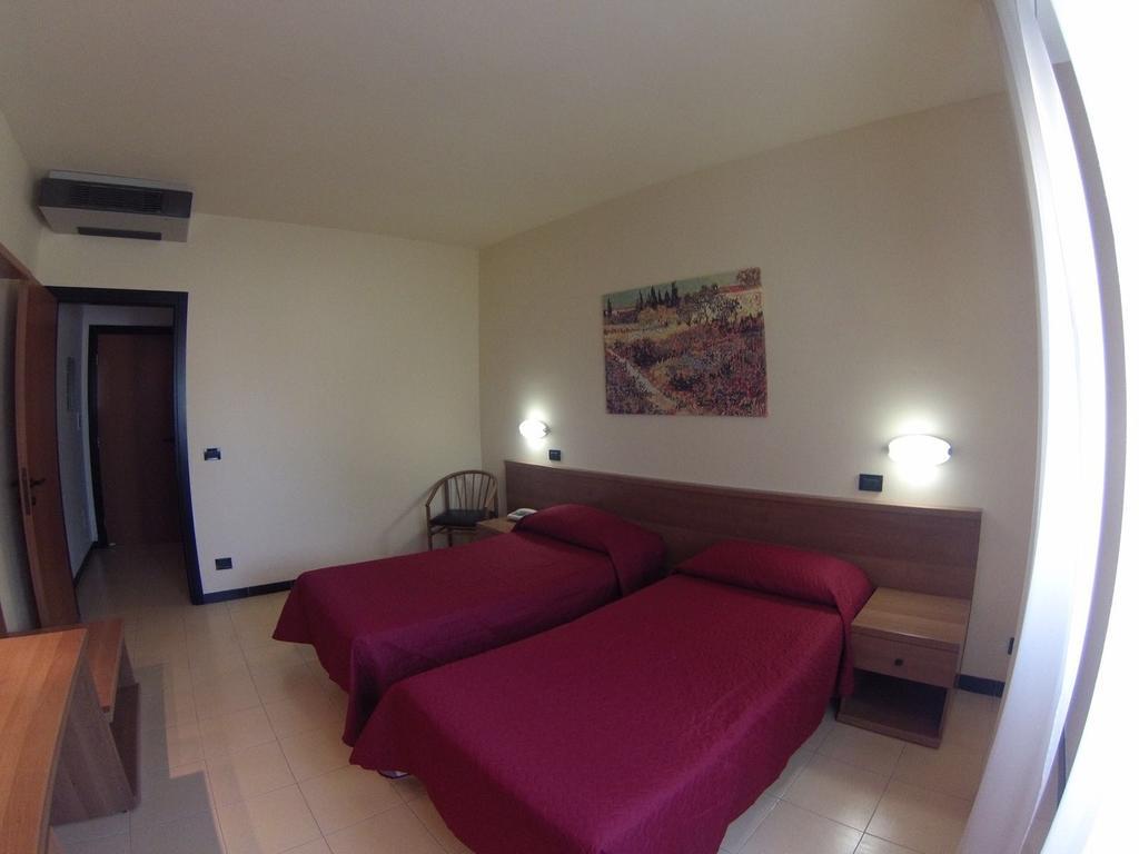 Hotel Italia Occhiobello Extérieur photo