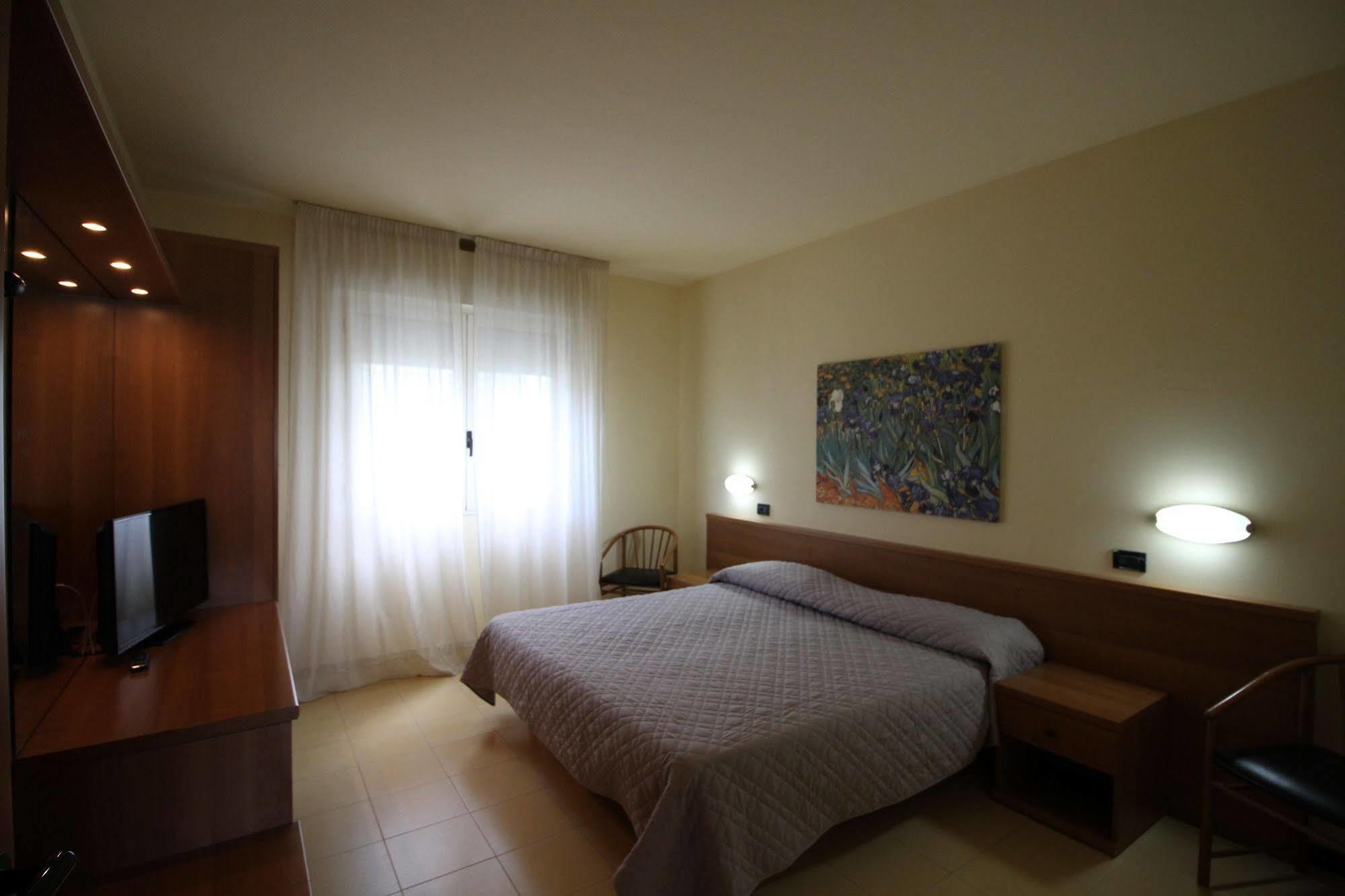Hotel Italia Occhiobello Extérieur photo